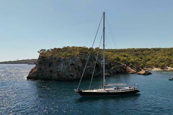 PERSISTENCE 110ft Sensation Yachts Yacht For Sale