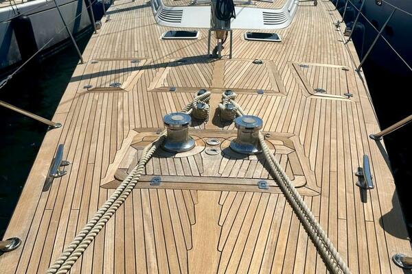 PERSISTENCE 110ft Sensation Yachts Yacht For Sale