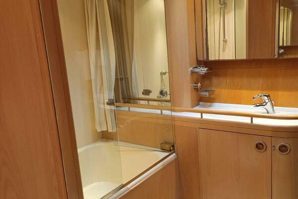 PERSISTENCE 110ft Sensation Yachts Yacht For Sale