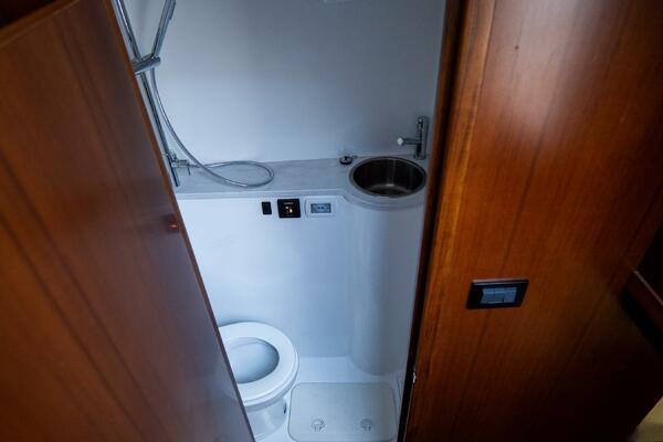 47 W A 47ft Front Runner Yacht For Sale