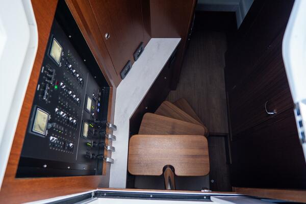 47 W A 47ft Front Runner Yacht For Sale