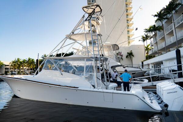 47 W A 47ft Front Runner Yacht For Sale