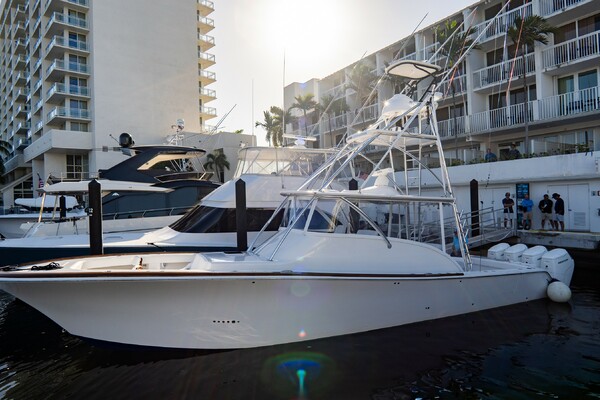 47 W A 47ft Front Runner Yacht For Sale