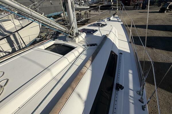 31ft Beneteau Yacht For Sale