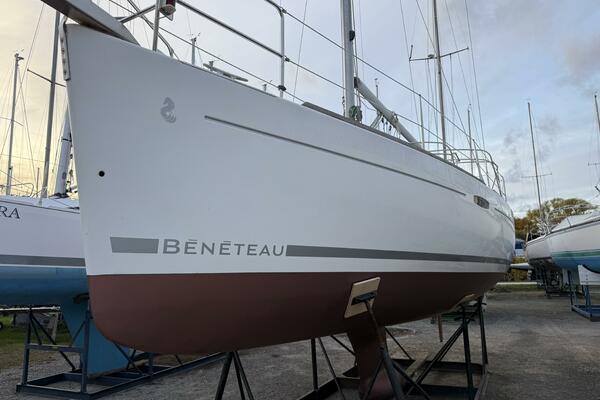 31ft Beneteau Yacht For Sale