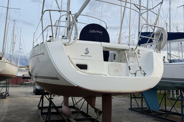 31ft Beneteau Yacht For Sale