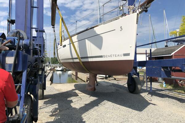 31ft Beneteau Yacht For Sale