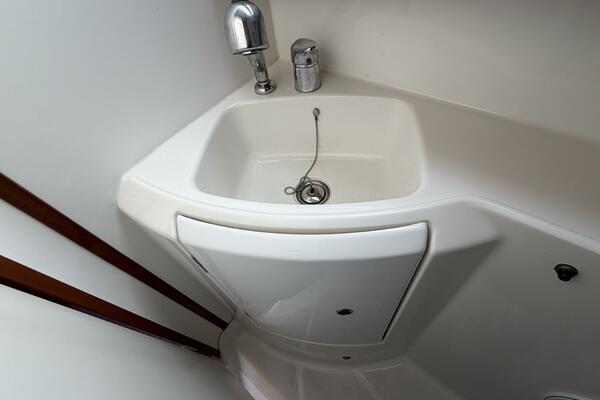 31ft Beneteau Yacht For Sale