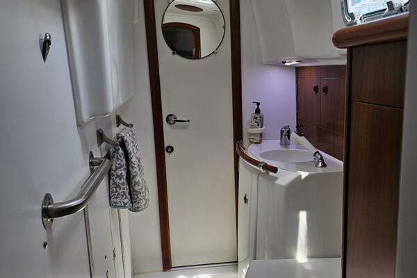 Neptune s Daughter 36ft Beneteau Yacht For Sale