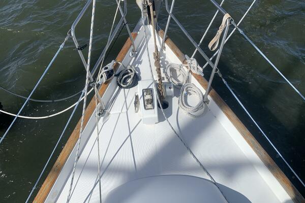 Neptune s Daughter 36ft Beneteau Yacht For Sale