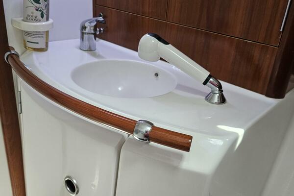 Neptune s Daughter 36ft Beneteau Yacht For Sale