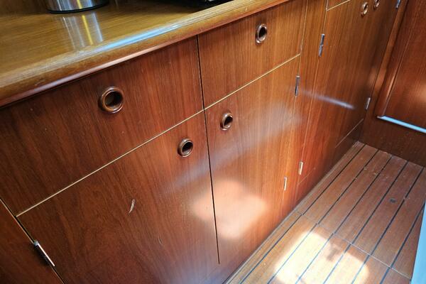 Neptune s Daughter 36ft Beneteau Yacht For Sale