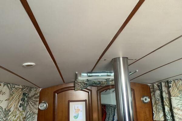 Neptune s Daughter 36ft Beneteau Yacht For Sale