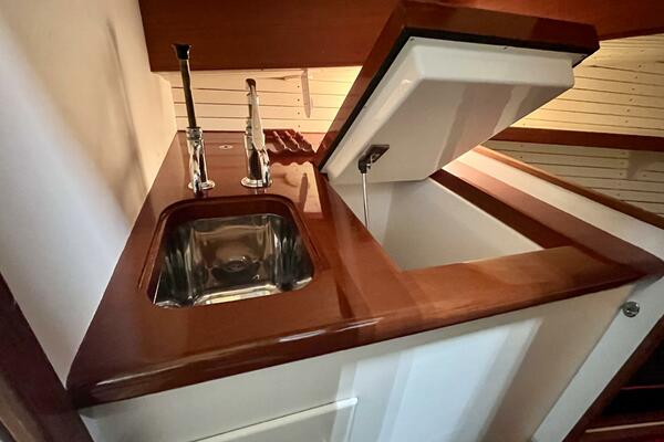 Maruffa 29ft Dyer Yacht For Sale