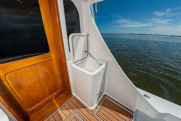 Custom Carolina Sportfish Yacht For Sale