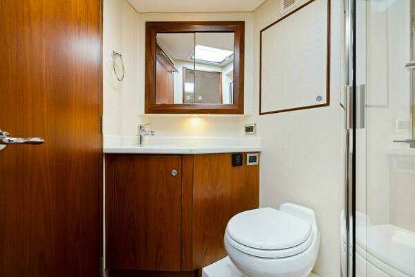 Cabo 44 Hardtop Express Yacht For Sale