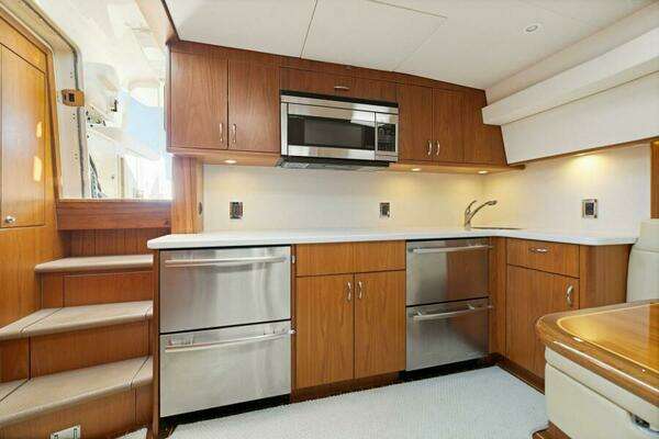 Cabo 44 Hardtop Express Yacht For Sale