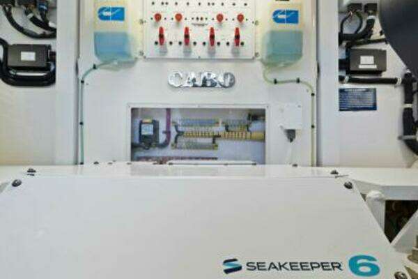 Cabo 44 Hardtop Express Yacht For Sale