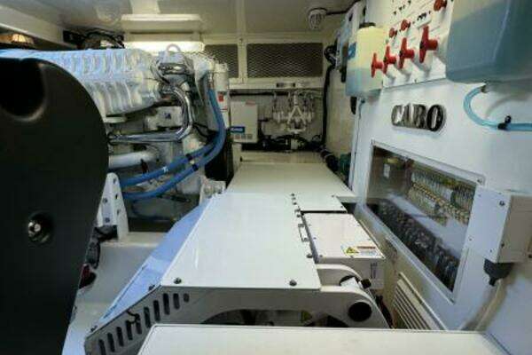 Cabo 44 Hardtop Express Yacht For Sale