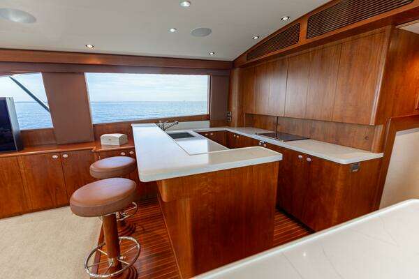 Jim Smith 68 Convertible Yacht For Sale