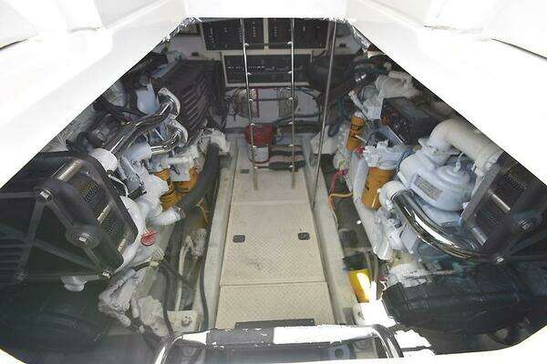 Tiara Yachts 52 Sport Yacht Yacht For Sale