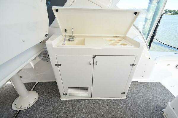 Tiara Yachts 52 Sport Yacht Yacht For Sale