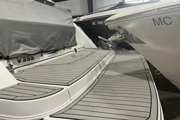 35ft Four Winns Yacht For Sale