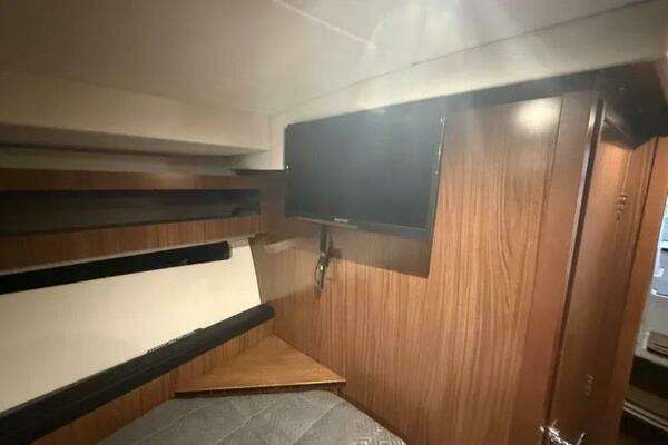 Four Winns 355 Vista Coupe Yacht For Sale