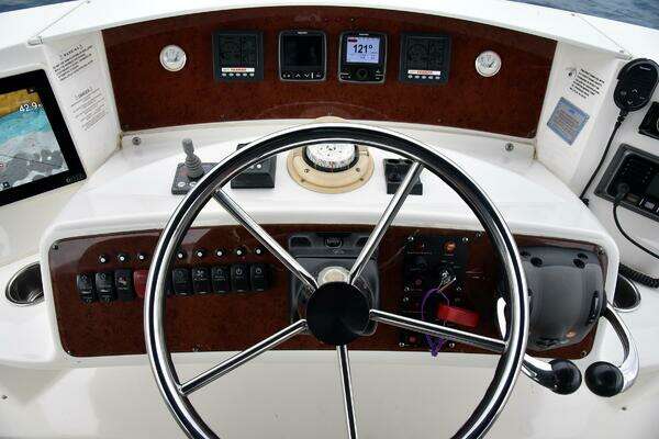 Silverton 38 Sport Bridge Yacht For Sale