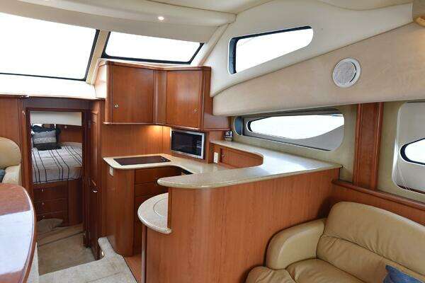 Silverton 38 Sport Bridge Yacht For Sale