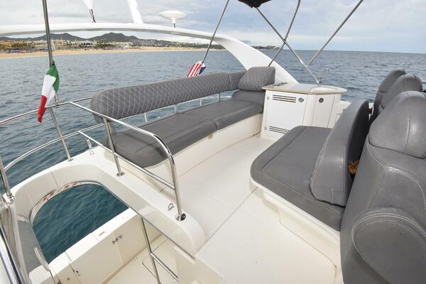 Pura Vida 38ft Silverton Yacht For Sale