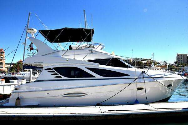 38-ft-Silverton-2010-38 Sedan Bridge-Pura Vida Cabo San Lucas  Mexico  yacht for sale