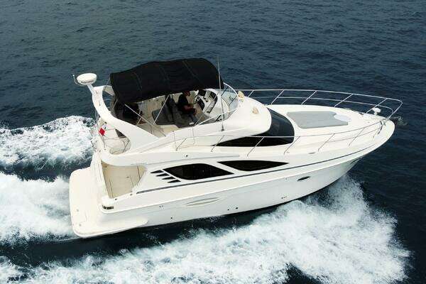 Silverton 38 Sport Bridge Yacht For Sale
