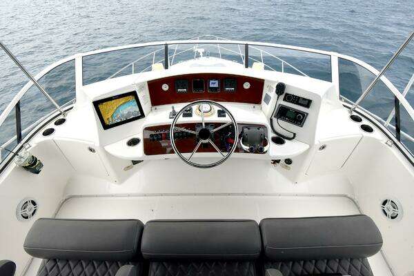 Silverton 38 Sport Bridge Yacht For Sale