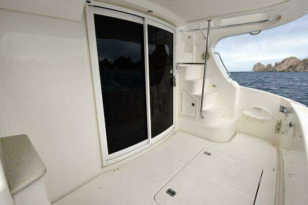 Silverton 38 Sport Bridge Yacht For Sale