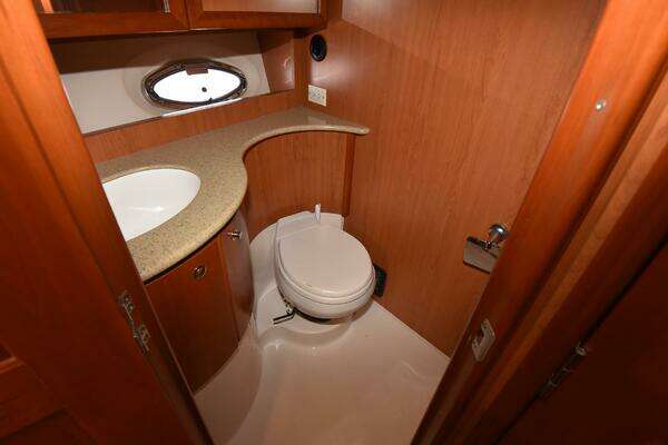 Silverton 38 Sport Bridge Yacht For Sale