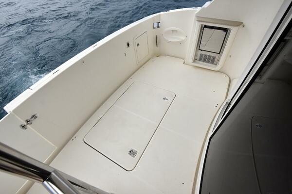 Pura Vida 38ft Silverton Yacht For Sale