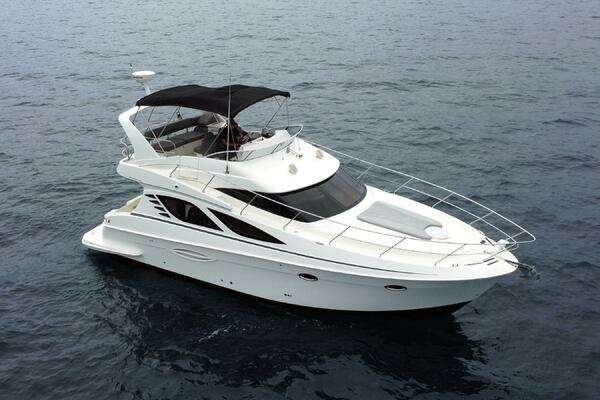 Silverton 38 Sport Bridge Yacht For Sale