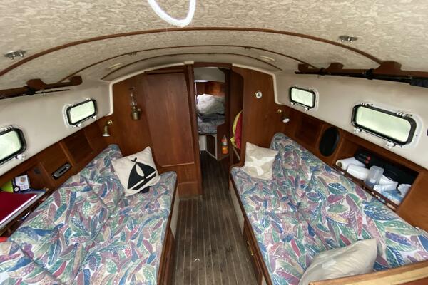 Comus 28ft Aloha Yacht For Sale