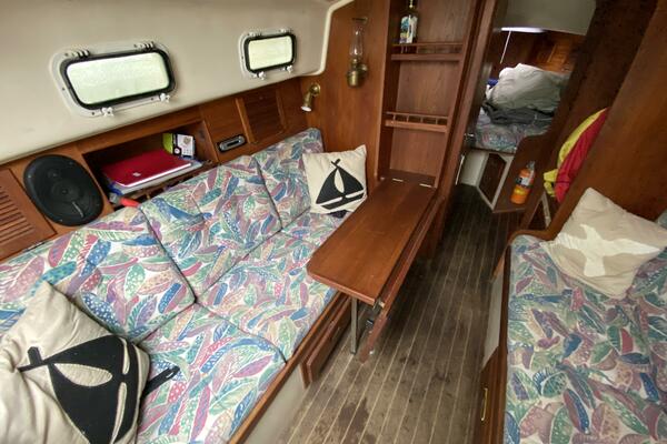 Comus 28ft Aloha Yacht For Sale