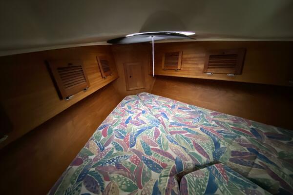 Comus 28ft Aloha Yacht For Sale