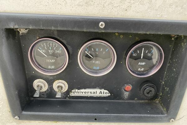 Comus 28ft Aloha Yacht For Sale