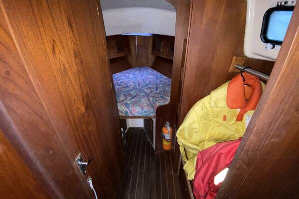 Comus 28ft Aloha Yacht For Sale