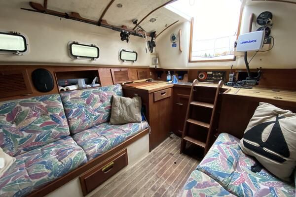 Comus 28ft Aloha Yacht For Sale