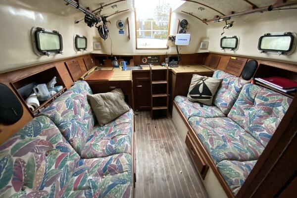 Comus 28ft Aloha Yacht For Sale