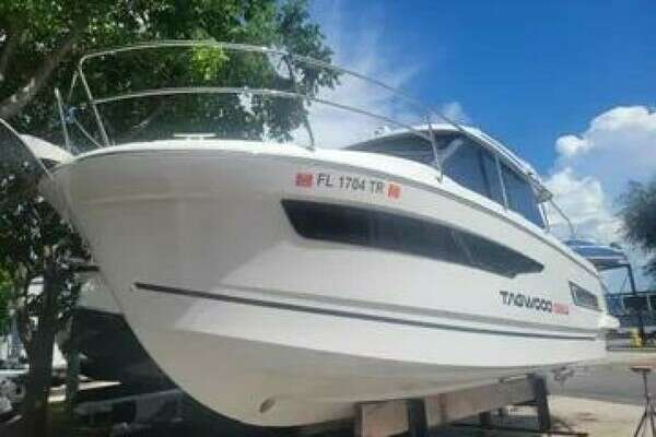 29-ft-Jeanneau-2023-NC895- Miami Florida United States  yacht for sale