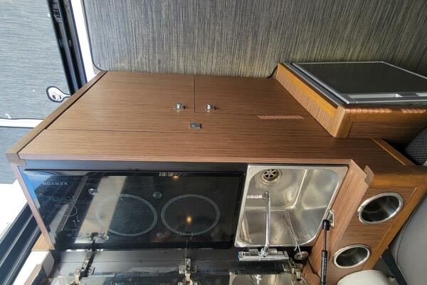 29ft Jeanneau Yacht For Sale