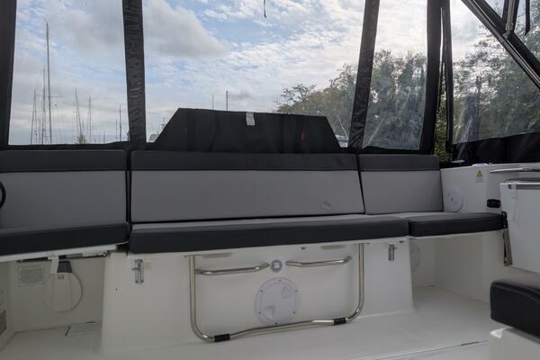 26ft Jeanneau Yacht For Sale