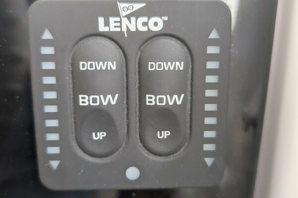 26ft Jeanneau Yacht For Sale