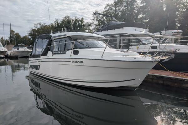 26ft Jeanneau Yacht For Sale